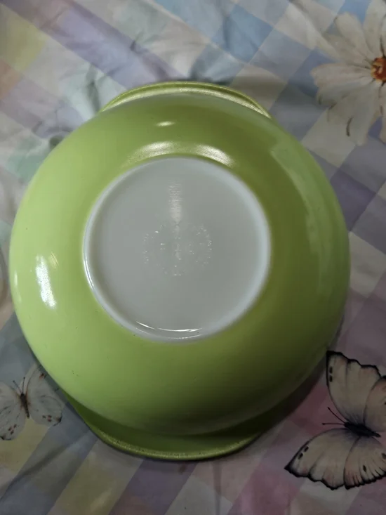 Pyrex Lime Green 024 & 080 -Set Of 2 - Picture 10 of 12